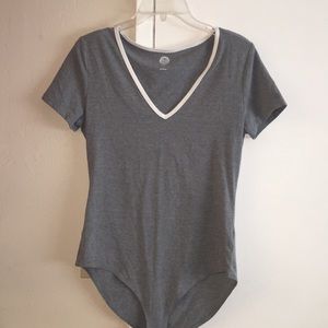 never worn gray body suit